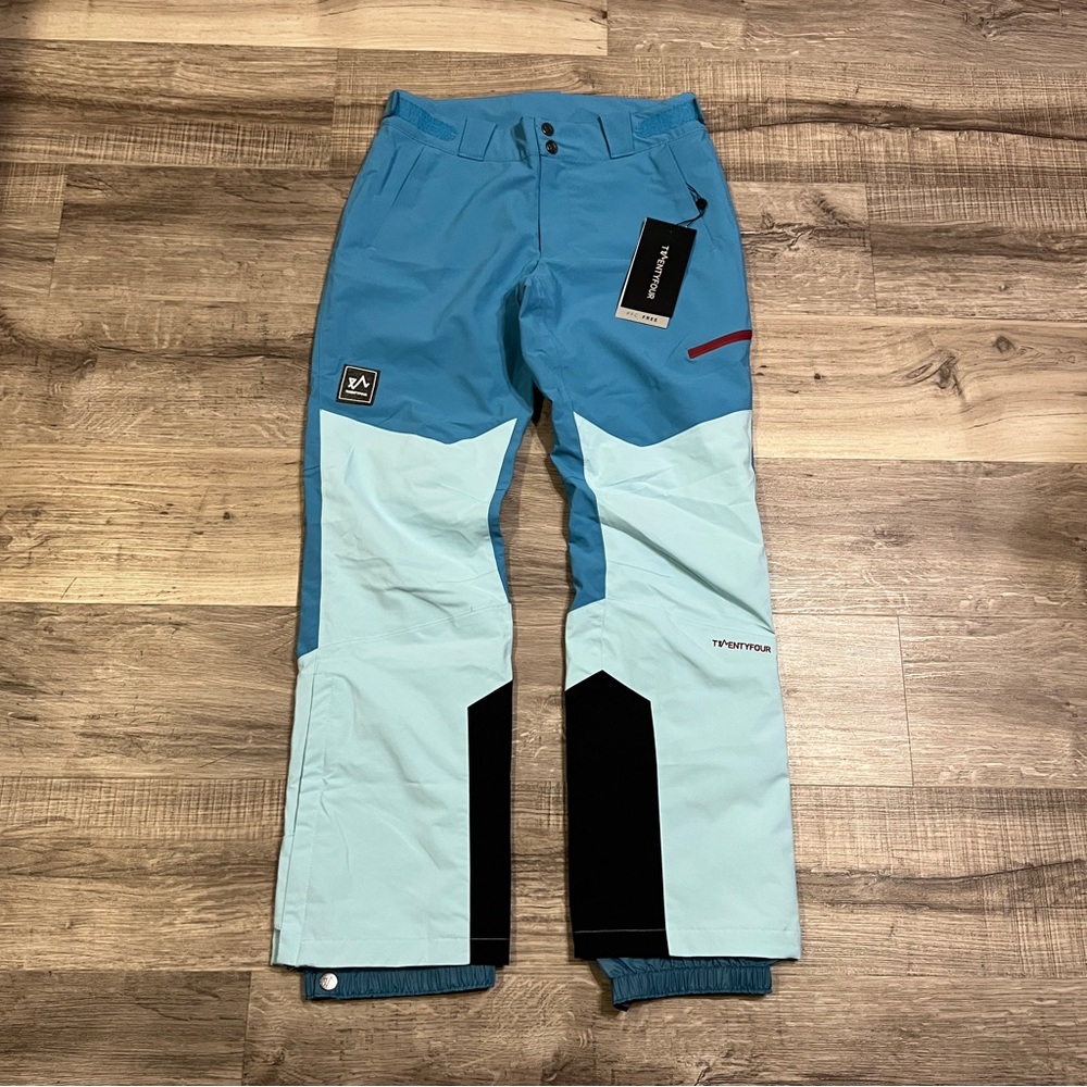 Twentyfour Womens Blue and Black Ski Pants snowboarding Norwegian company